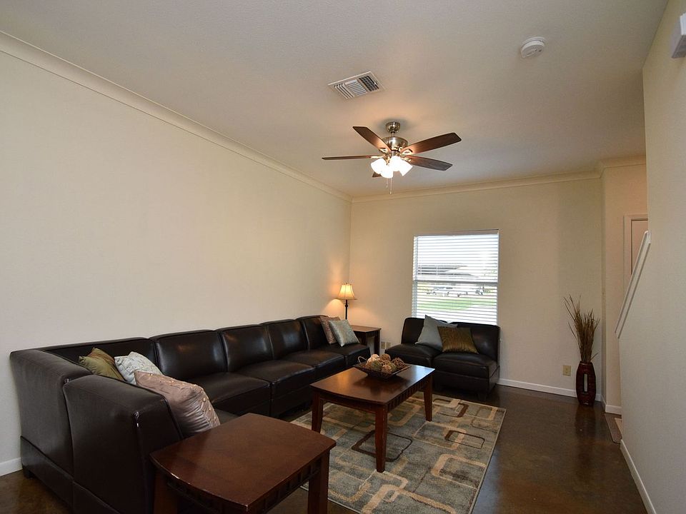1st image of 210 Northcross St #108