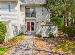 300 Buck Island Rd APT 10A, West Yarmouth, MA 02673