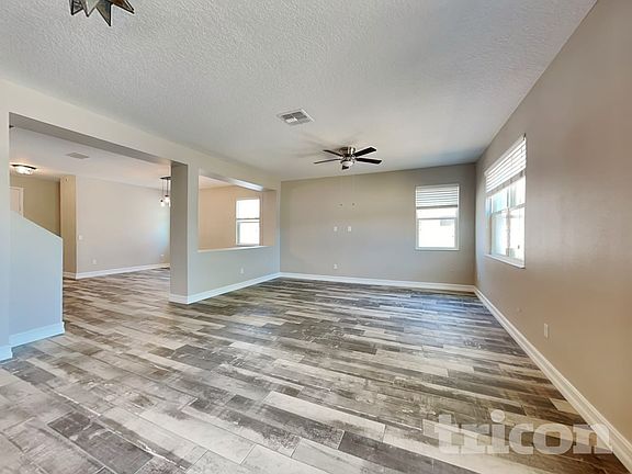 4th image of 12418 Field Point Way