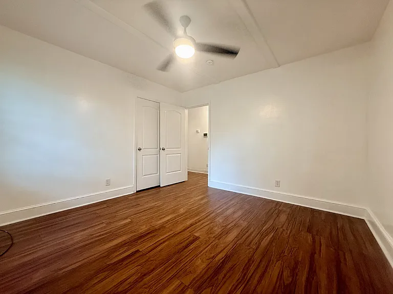 113 N Wright St — Photo 6