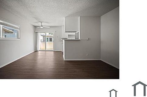 5th image of 12710 Matteson Ave APT 10