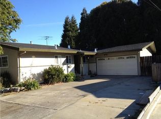 1111 Sunnyview Ct, Pinole, CA 94564