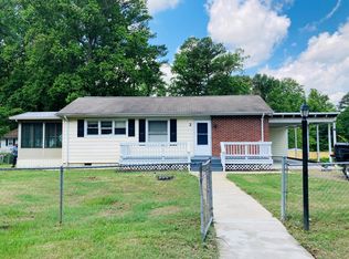 2 Wheelhouse Ct, Petersburg, VA 23805