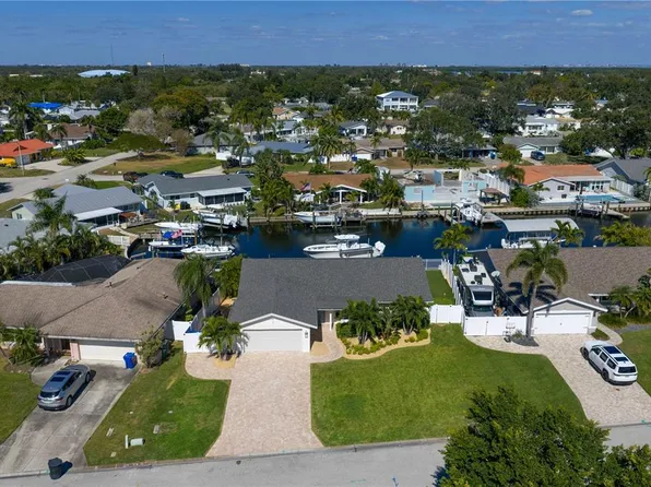 1425 50th Ave NE, Saint Petersburg, FL 33703