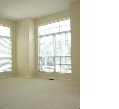 4th image of 716 Turrentine Trl