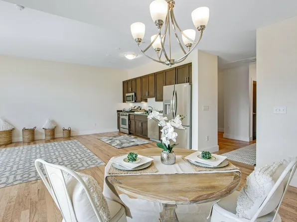 204 Maple St #208, Fort Collins, CO 80521