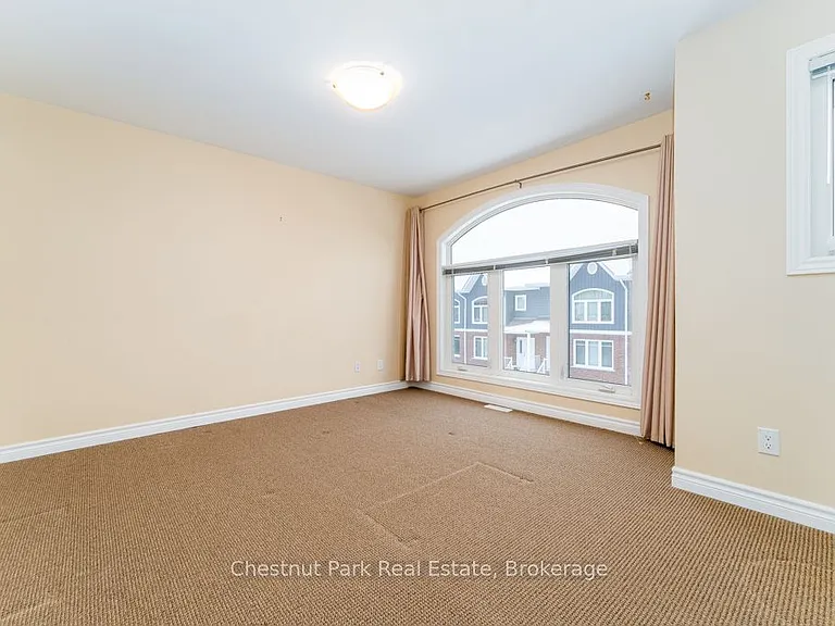37 Silver St #16 — Photo 17