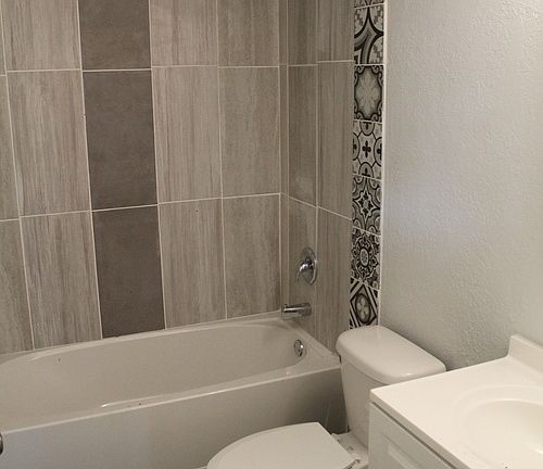 5th image of 612 Cypress Ave