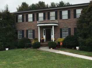 105 Rachels Ln, Bristol, TN 37620