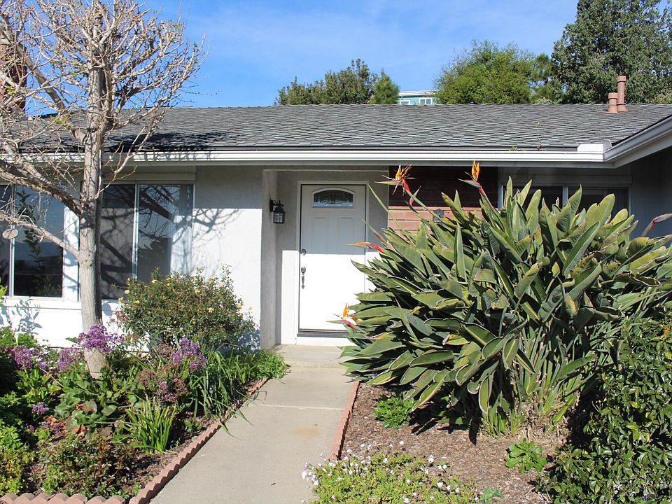 1st image of 643 Adirondack Ave