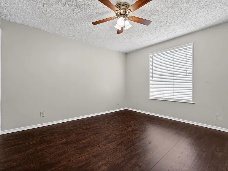 20600 Bonanza St #3 — Photo 18