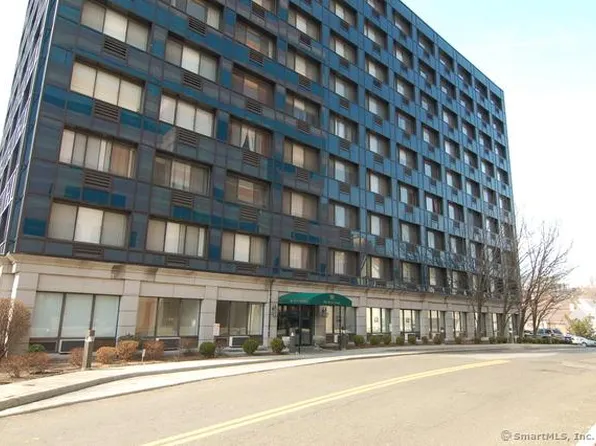 300 Broad St APT 906, Stamford, CT 06901