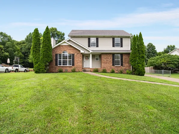 1030 Heatherwood Rd, Pleasant View, TN 37146
