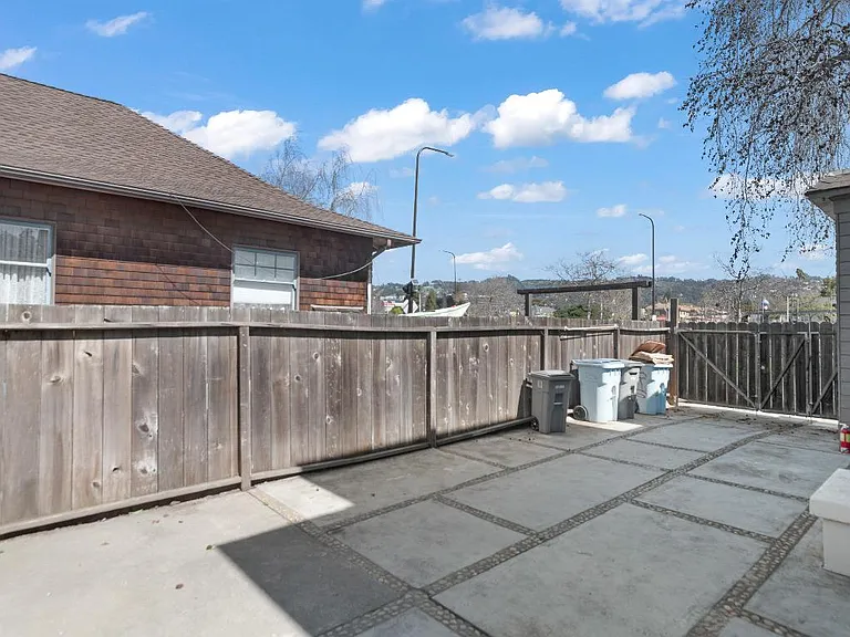 3044 Martin Luther King Jr Way #3044 — Photo 12