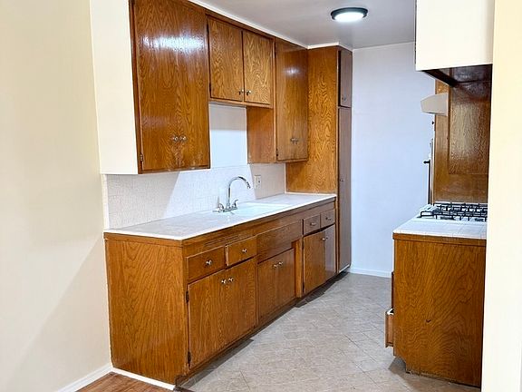 5th image of 6272 Mount Angelus Pl #6