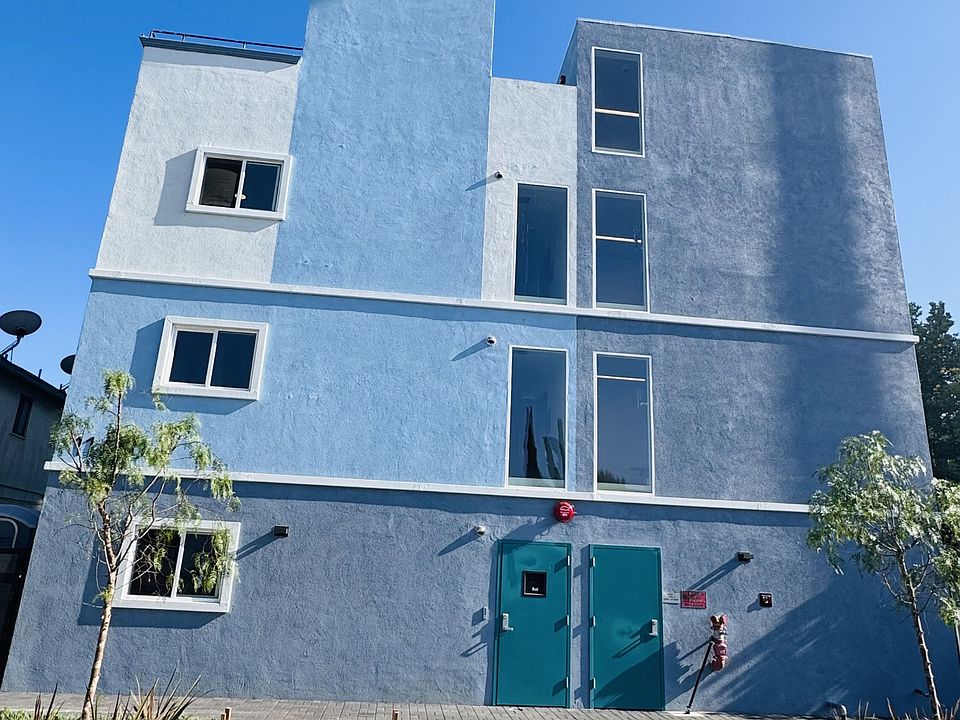 1st image of 11460 Killion St #303