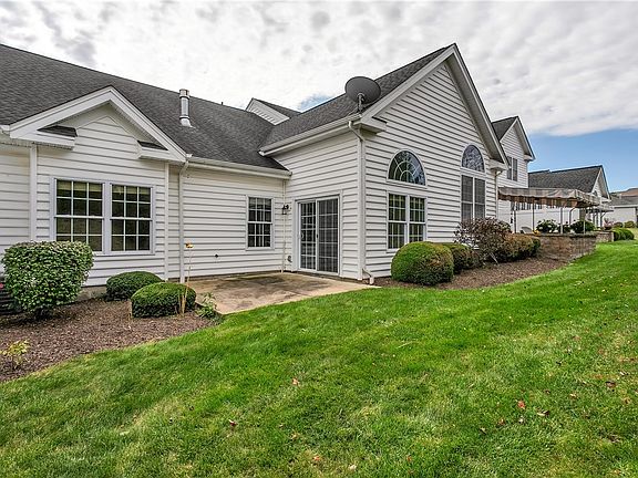 3rd image of 346 Patriot Ln