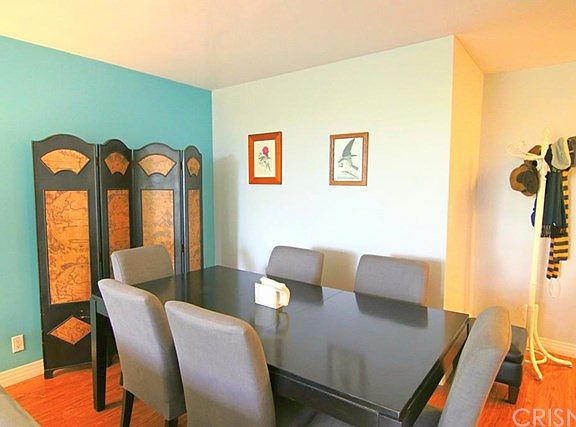 5th image of 10240 Camarillo St APT 201