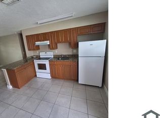 2820 Avenue S #14, West Palm Beach, FL 33404