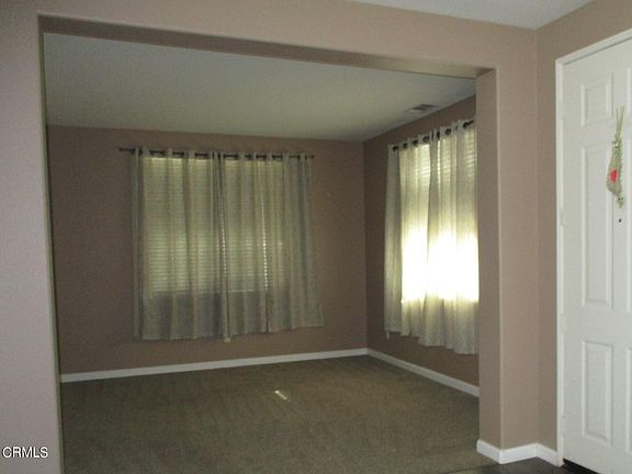 4th image of 32142 Orange Blossom Dr
