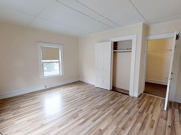 4th image of 111 Boston Ave #1