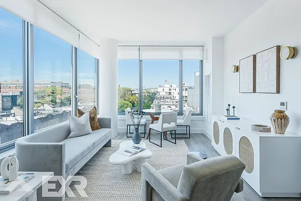 Rented by EXR | media 31