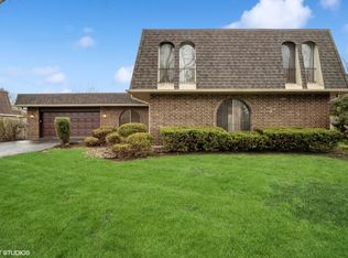 2659 Greenwood Rd, Northbrook, IL 60062