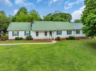 132 Red Bud Dr, Dickson, TN 37055