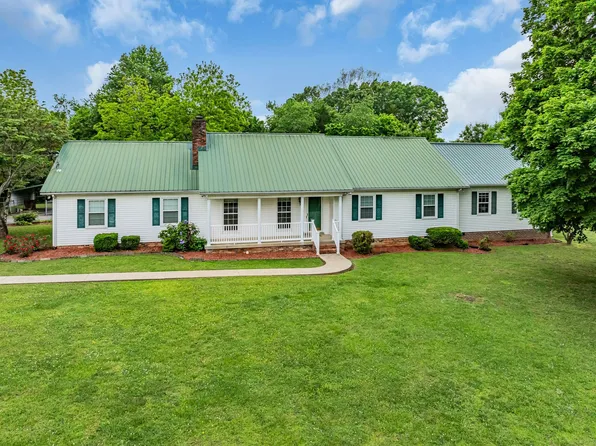 132 Red Bud Dr, Dickson, TN 37055