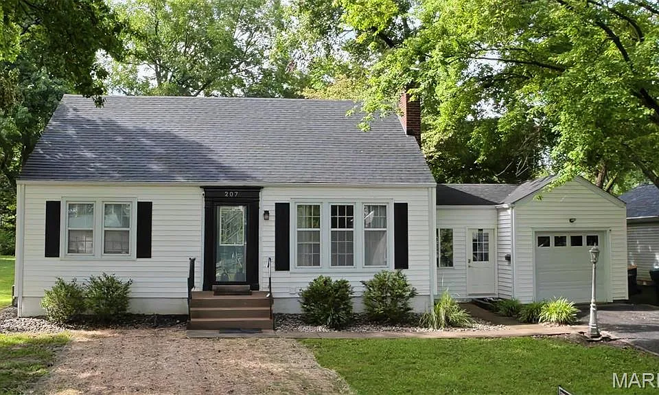207 Marilyn Dr