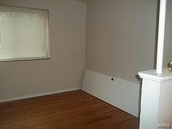 4th image of 2654 Pestalozzi St
