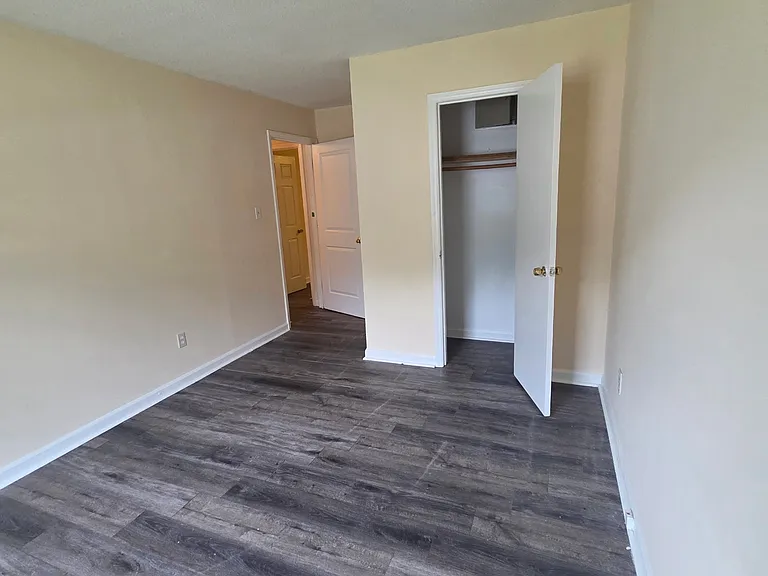 1102 Pecan Pl — Photo 5