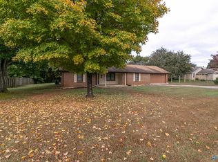 313 Red Oak Rd, Madison, AL 35758