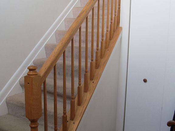 Entryway/ Stairs