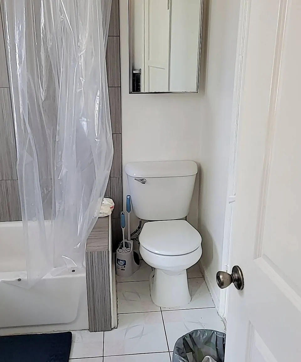 1 bed, 400 sqft, $1,700 — Photo 3