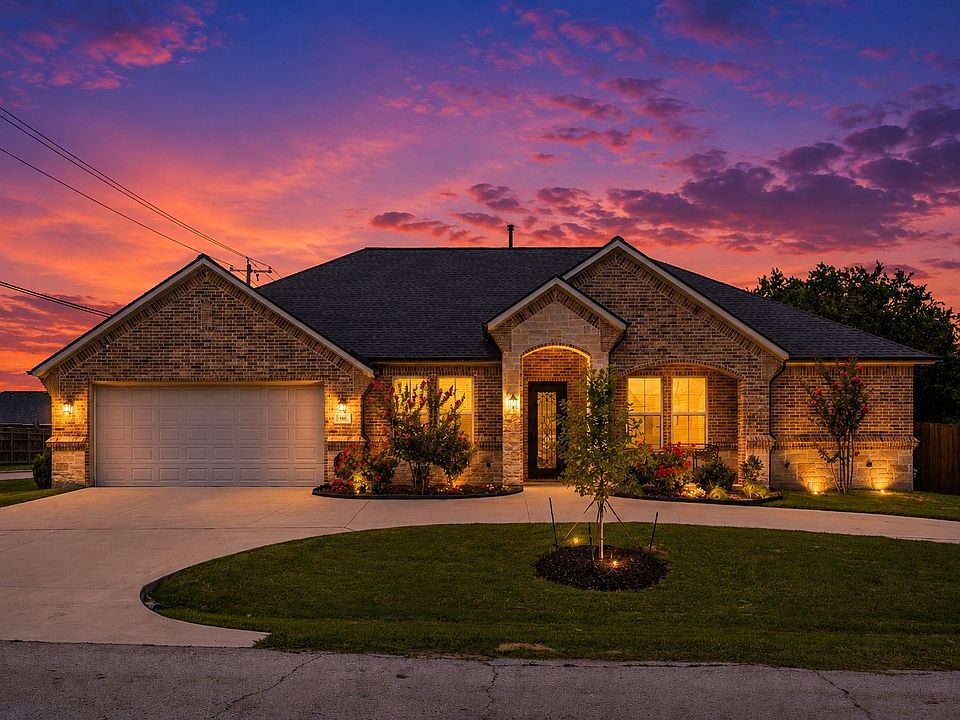 1st image of 101 Sycamore Ln