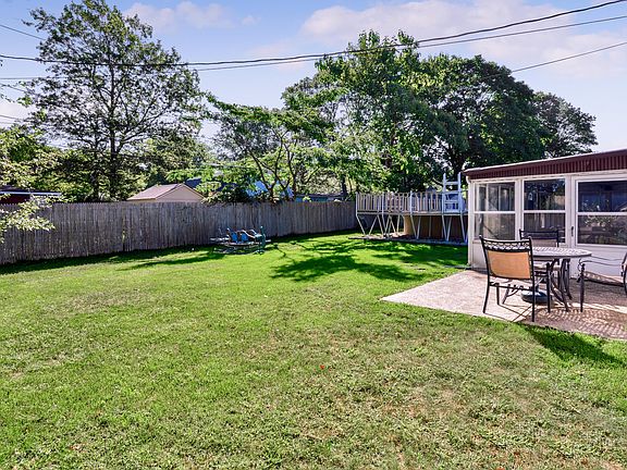 5th image of 7 Lehigh Ln