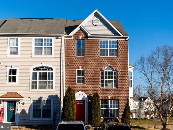 2011 Weitzel Ct, Frederick, MD 21702