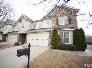 502 Small Creek Ln, Cary, NC 27518