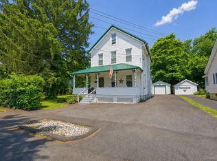 8 Bartlett St, Ellenville, NY 12428