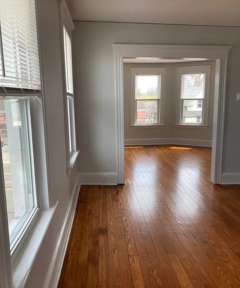 172 Kings Hwy E — Photo 5