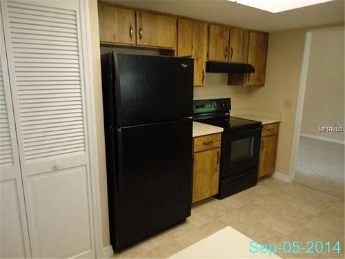 3rd image of 1257 Blythe Ave
