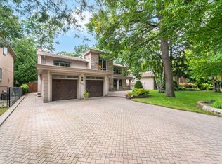 2130 Autumn Breeze Dr N, Mississauga, ON L5B 1R4