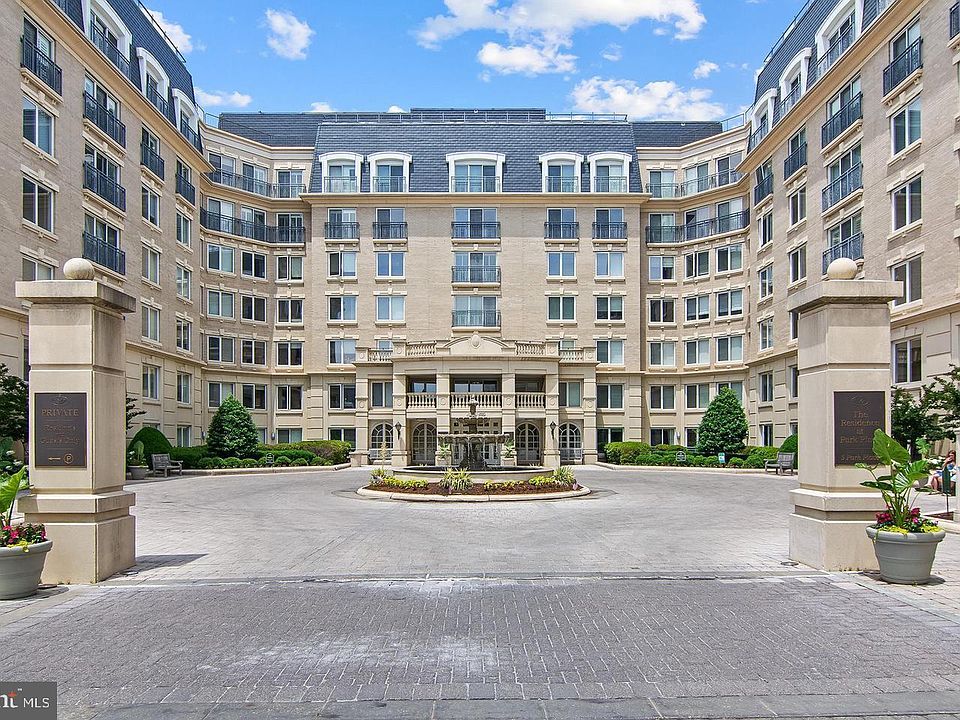 1st image of 5 Park Pl APT 415