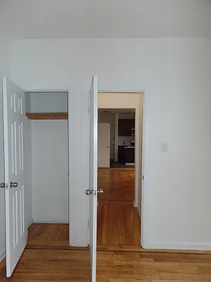 Rented by Albert Attias, LREB | media 18