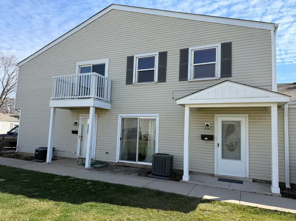 335 David Ct Unit B, Bartlett, IL 60103