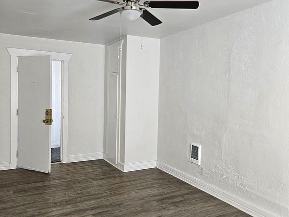 2nd image of 260 2nd Ave N #11