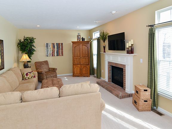 3rd image of 714 Seth Dr