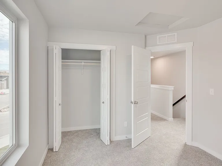 1664 S Sunseeker Ln — Photo 14