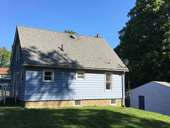 3rd image of 8320 Center St
